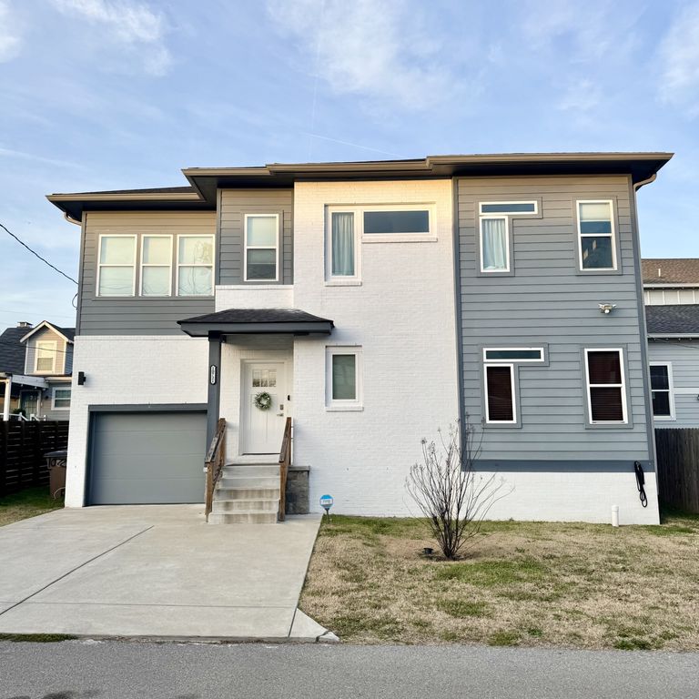 1072B Zophi St, Nashville, TN 37216