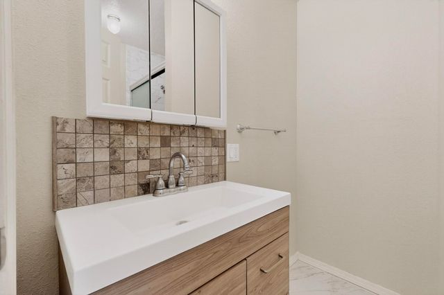 2941 Adams Street NE, Albuquerque, NM 87110