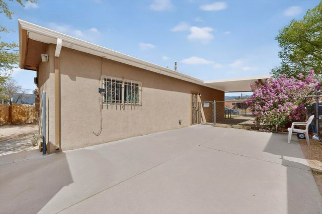 2941 Adams Street NE, Albuquerque, NM 87110