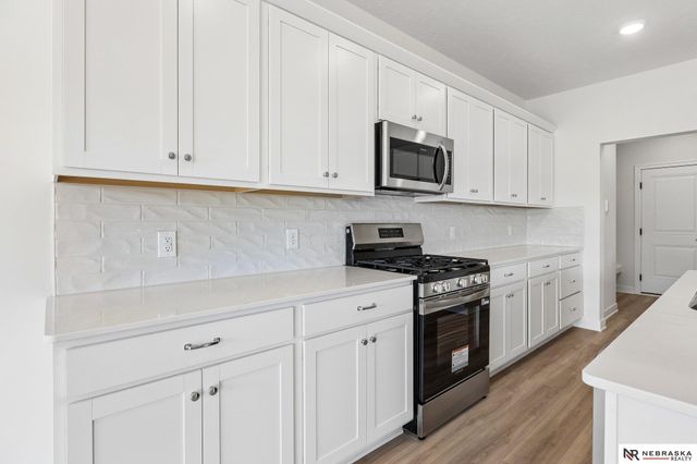 16101 Isabella Street, Bennington, NE 68007