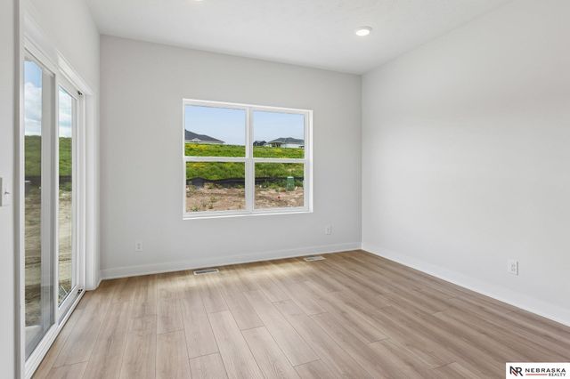 16101 Isabella Street, Bennington, NE 68007