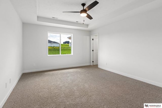16101 Isabella Street, Bennington, NE 68007