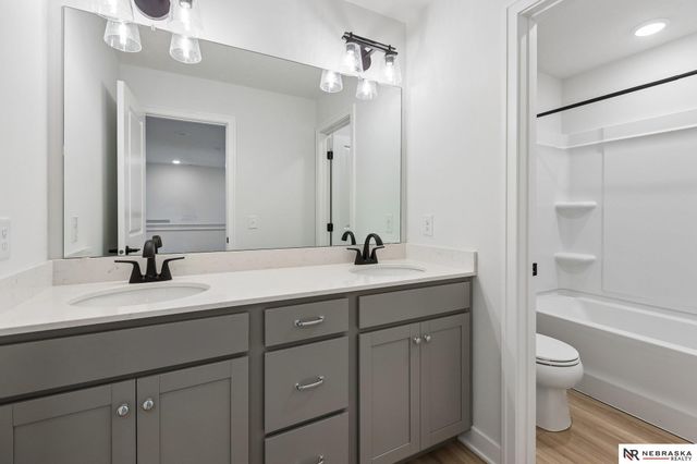 16101 Isabella Street, Bennington, NE 68007