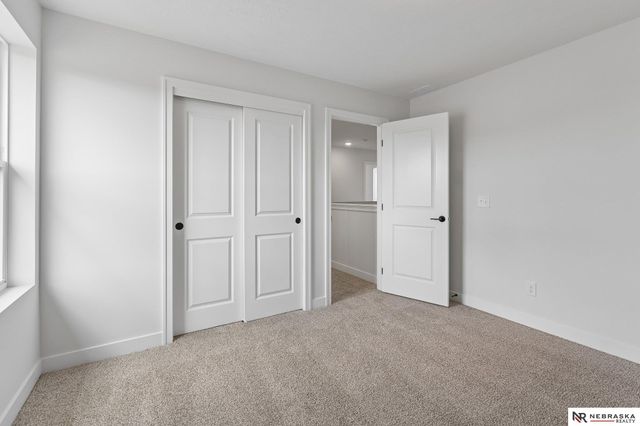 16101 Isabella Street, Bennington, NE 68007