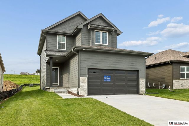 16101 Isabella Street, Bennington, NE 68007
