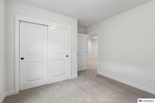 16101 Isabella Street, Bennington, NE 68007