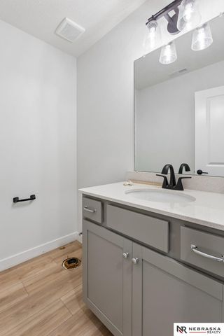 16101 Isabella Street, Bennington, NE 68007