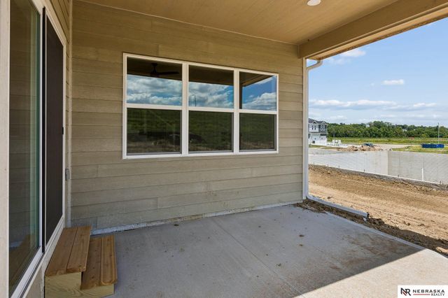 16101 Isabella Street, Bennington, NE 68007