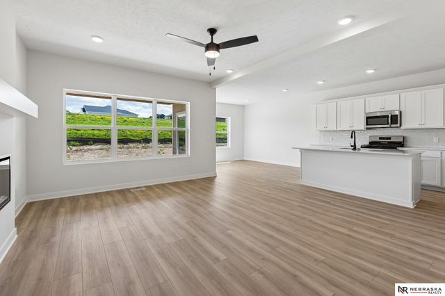 16101 Isabella Street, Bennington, NE 68007
