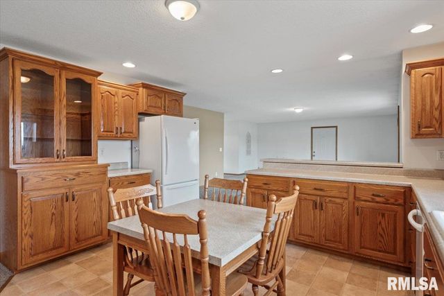 1918 GREENVIEW Street, Taylorville, IL 62568