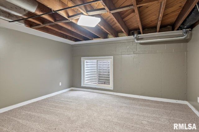 1918 GREENVIEW Street, Taylorville, IL 62568