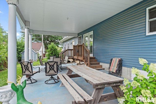 1918 GREENVIEW Street, Taylorville, IL 62568