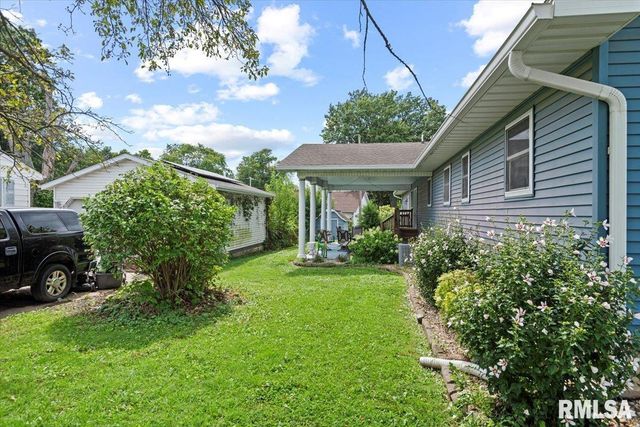 1918 GREENVIEW Street, Taylorville, IL 62568