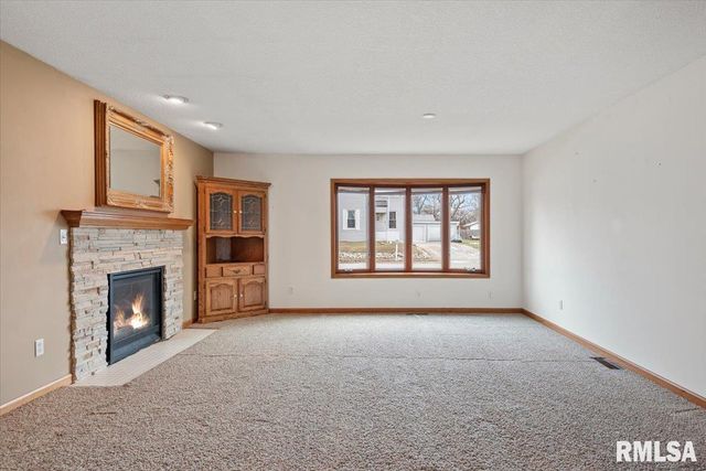 1918 GREENVIEW Street, Taylorville, IL 62568