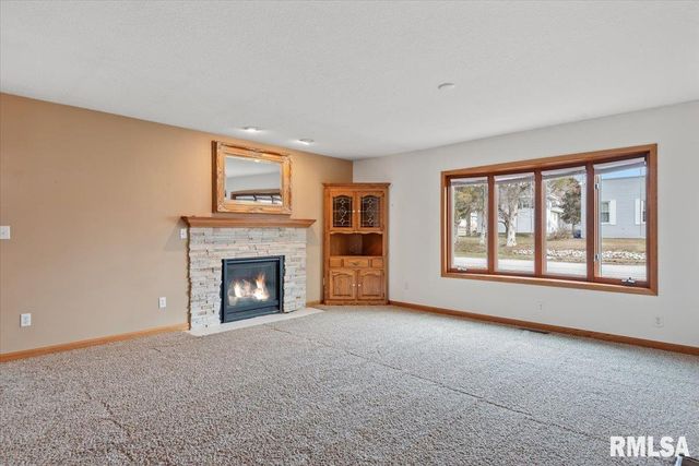 1918 GREENVIEW Street, Taylorville, IL 62568