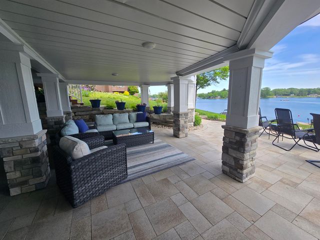 7970 Island Court, Morton Twp, MI 49346