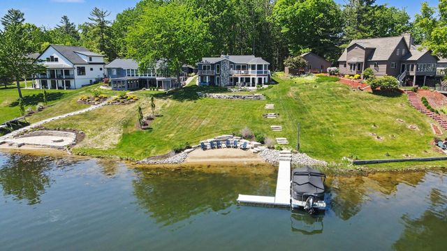 7970 Island Court, Morton Twp, MI 49346