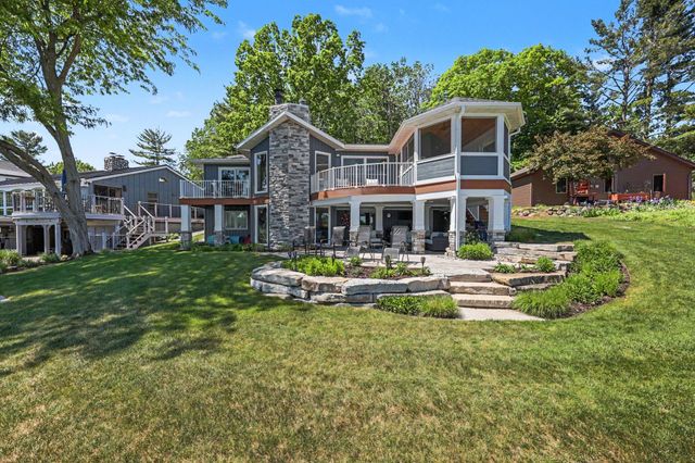 7970 Island Court, Morton Twp, MI 49346