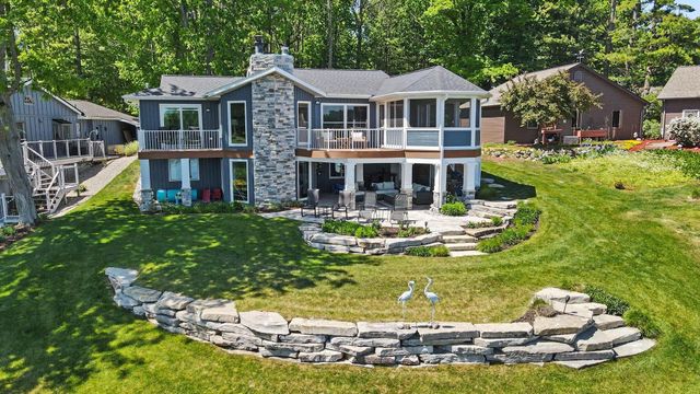 7970 Island Court, Morton Twp, MI 49346