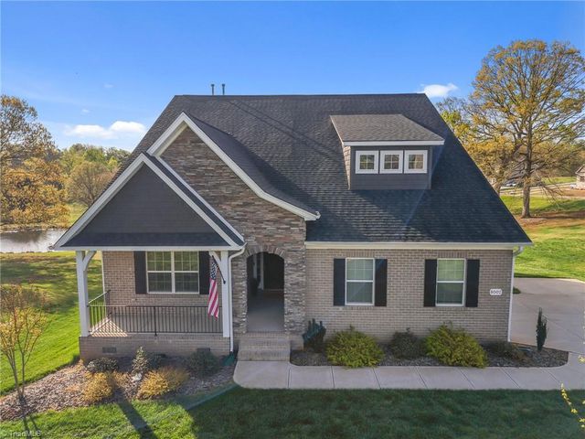 8002 Hacker Drive, Stokesdale, NC 27357