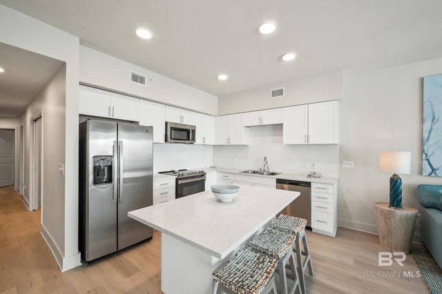 903 W Beach Boulevard 412, Gulf Shores, AL 36542