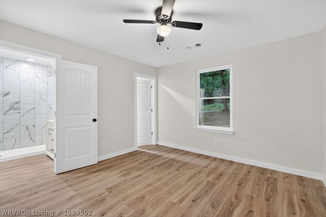 3721 Village Drive, Van Buren, AR 72956