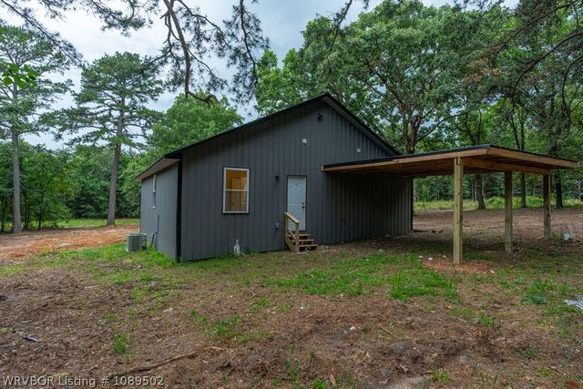 3721 Village Drive, Van Buren, AR 72956