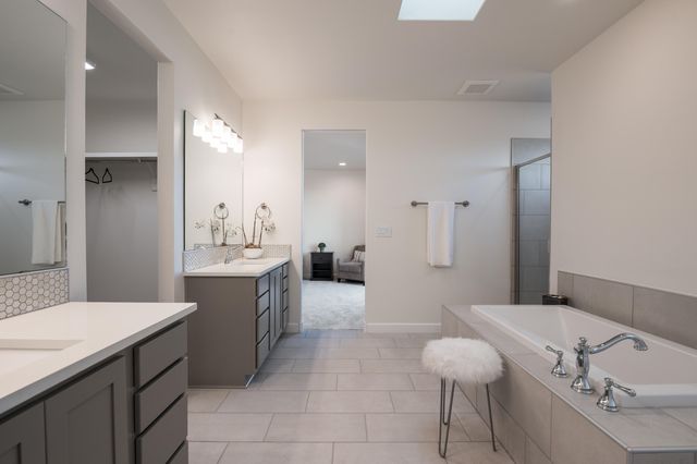 1009 Aleen Road SE, Rio Rancho, NM 87124