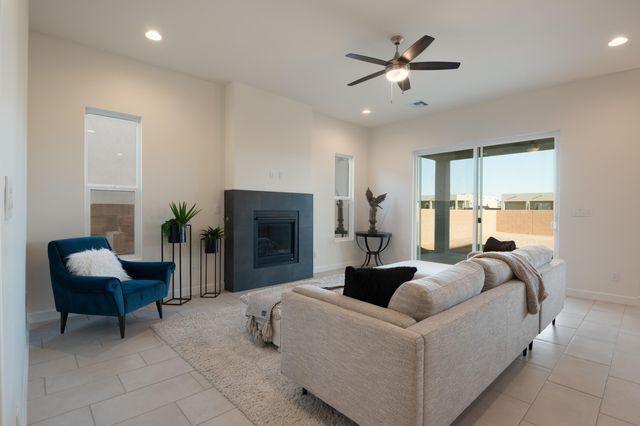 1009 Aleen Road SE, Rio Rancho, NM 87124