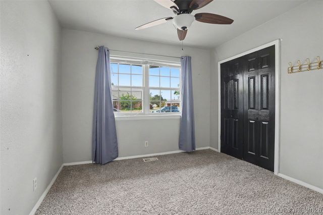 3705 S 96th East Avenue, Tulsa, OK 74145