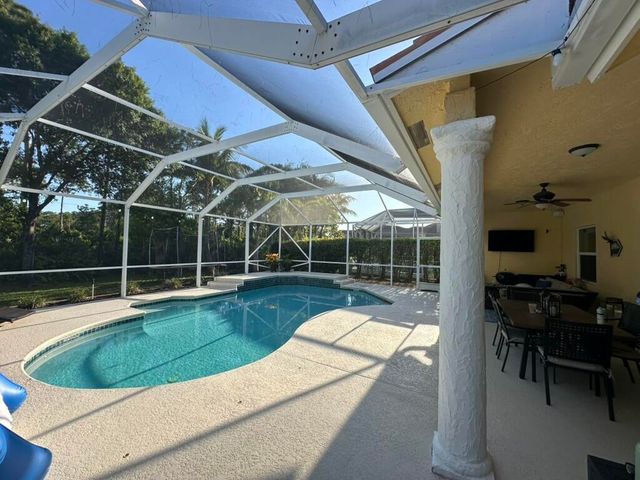 7369 SE Seagate Lane, Stuart, FL 34997
