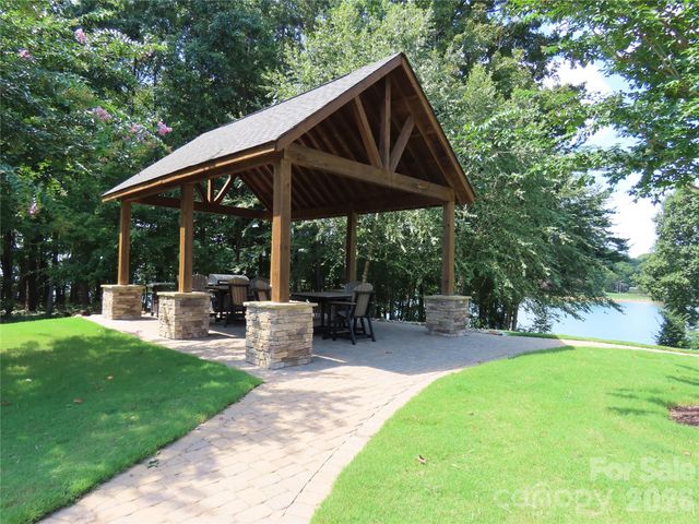 125 Lanyard Drive D, Mooresville, NC 28117