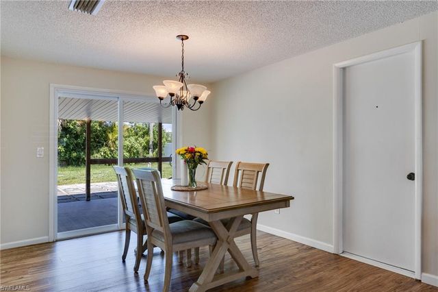 2204 NE 15th PL, Cape Coral, FL 33909