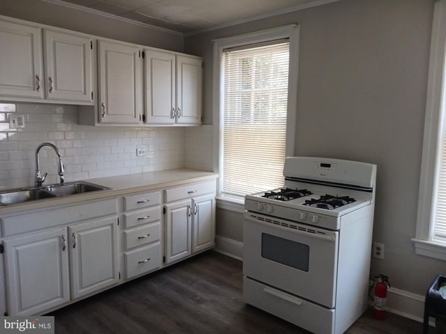 1132 STIRLING ST, Coatesville, PA 19320