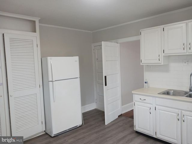 1132 STIRLING ST, Coatesville, PA 19320