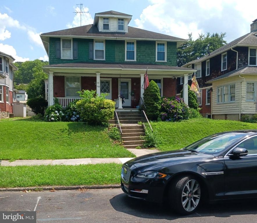 1132 STIRLING ST, Coatesville, PA 19320
