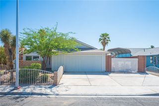 1705 Starbuck Drive, Las Vegas, NV 89108