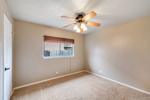 1085 Stone Hollow, New Braunfels, TX 78130