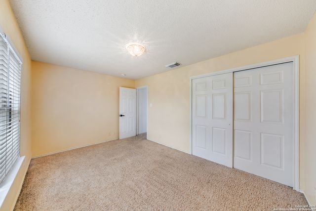 1085 Stone Hollow, New Braunfels, TX 78130