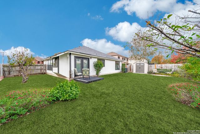 1085 Stone Hollow, New Braunfels, TX 78130