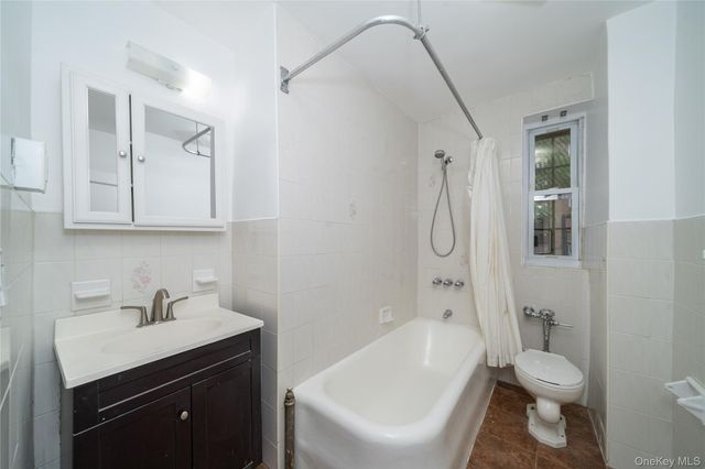 45 Pondfield Road W 1G, Bronxville, NY 10708