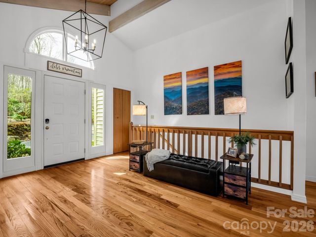 209 Walnut Ridge Road, Brevard, NC 28712