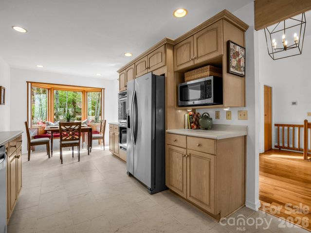 209 Walnut Ridge Road, Brevard, NC 28712