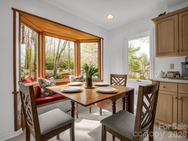 209 Walnut Ridge Road, Brevard, NC 28712