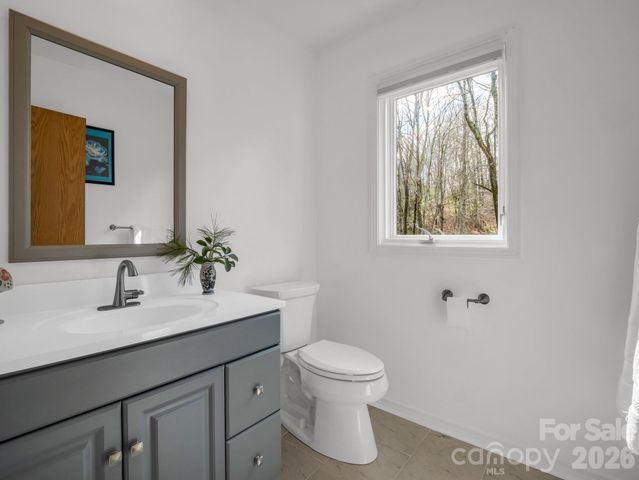 209 Walnut Ridge Road, Brevard, NC 28712