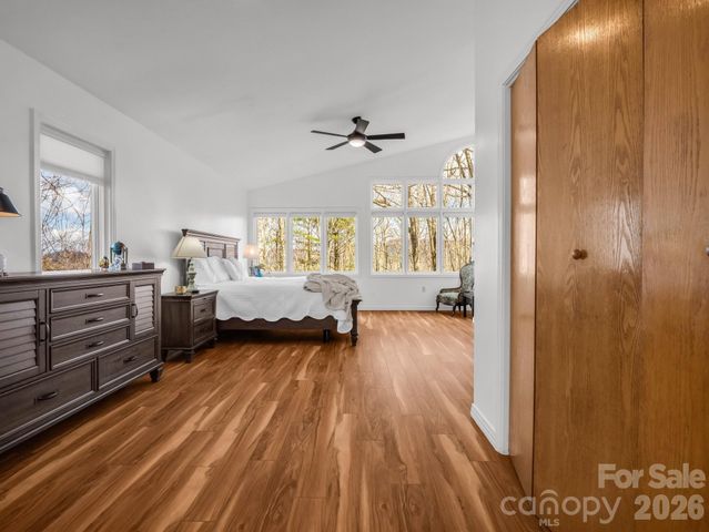 209 Walnut Ridge Road, Brevard, NC 28712