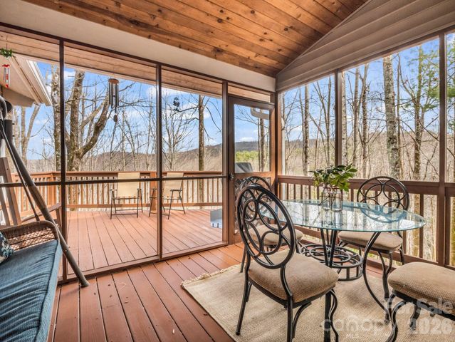 209 Walnut Ridge Road, Brevard, NC 28712
