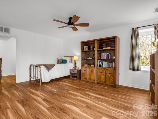 209 Walnut Ridge Road, Brevard, NC 28712
