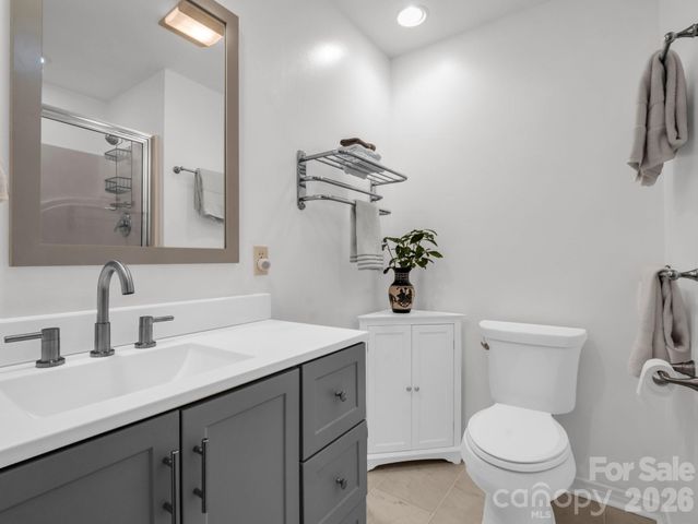 209 Walnut Ridge Road, Brevard, NC 28712