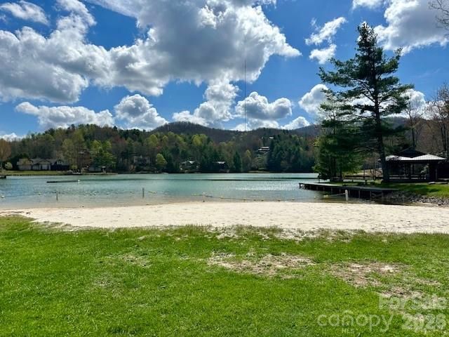 209 Walnut Ridge Road, Brevard, NC 28712